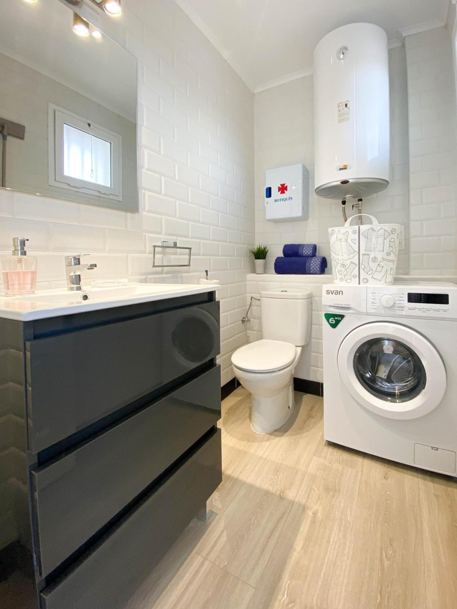 Pretty Place Apartamento De Vacaciones 马尼尔瓦 外观 照片
